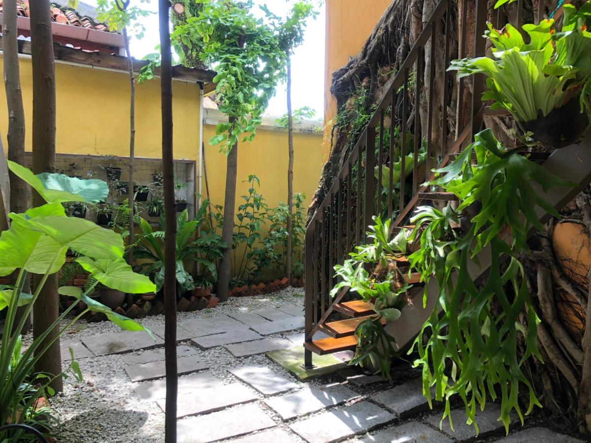 Spices Hotel George Town Exteriör bild
