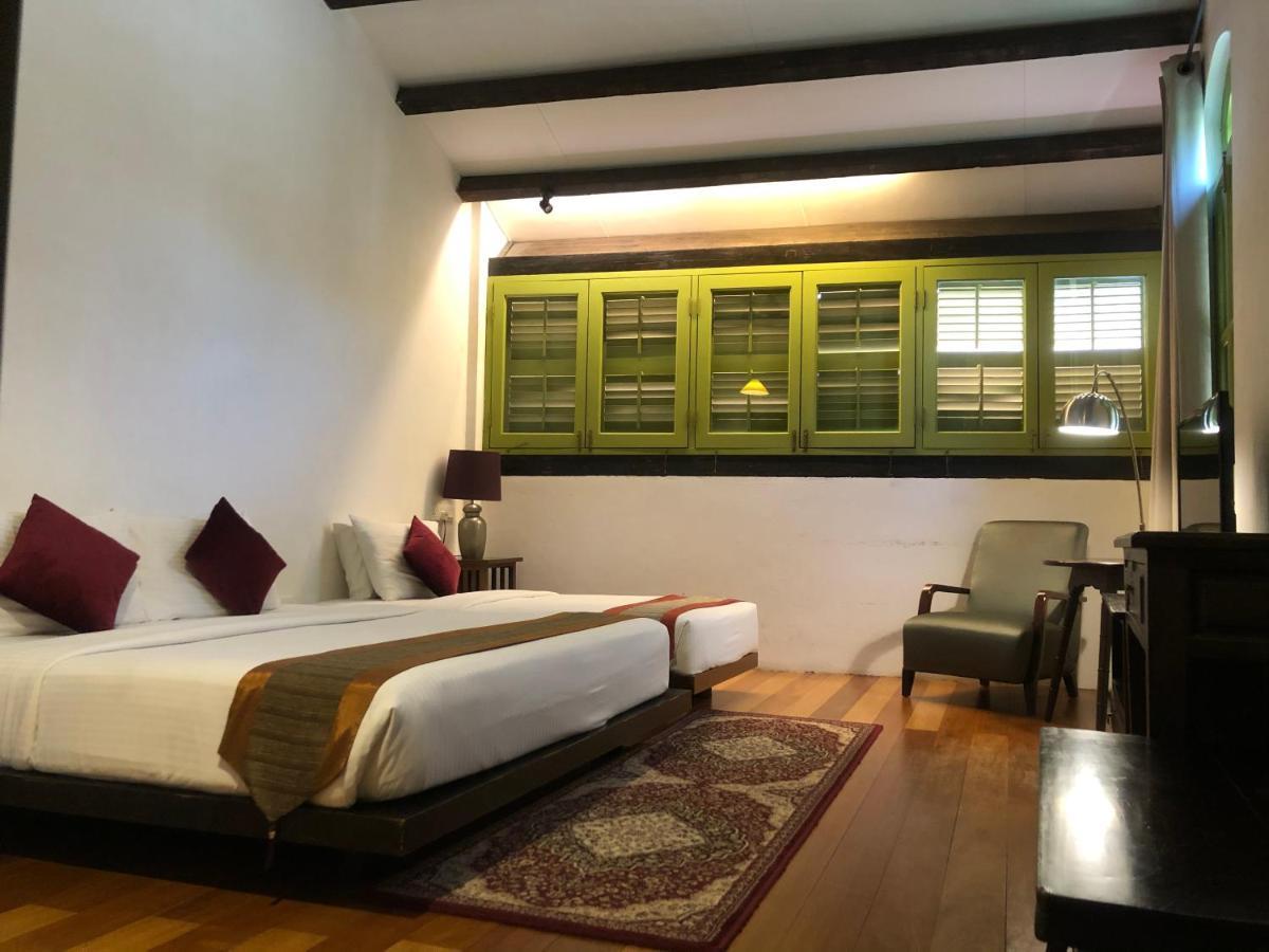Spices Hotel George Town Exteriör bild