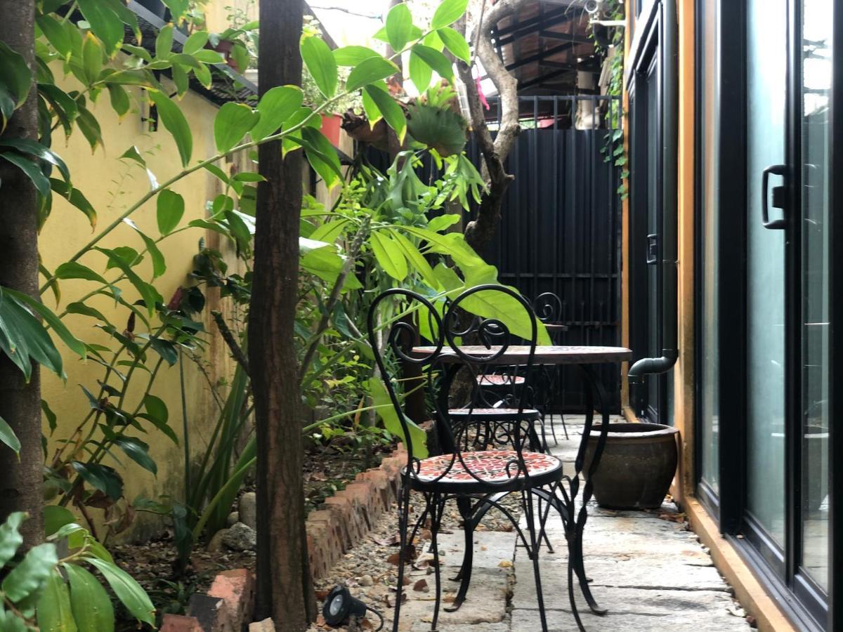 Spices Hotel George Town Exteriör bild